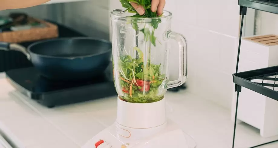 6 Things You Should Never Ever Put in a Blender