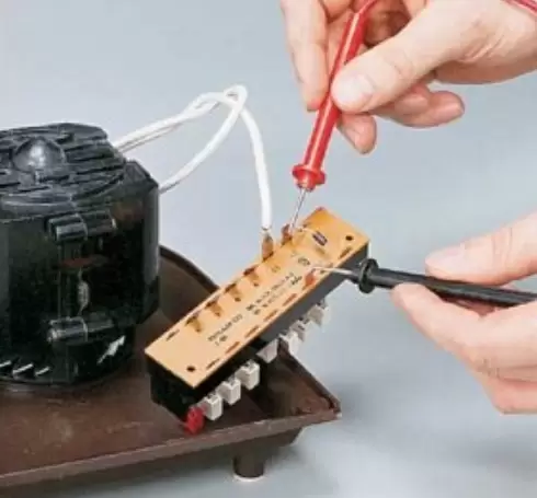 Service Your Blender Motor If It Becomes Damaged